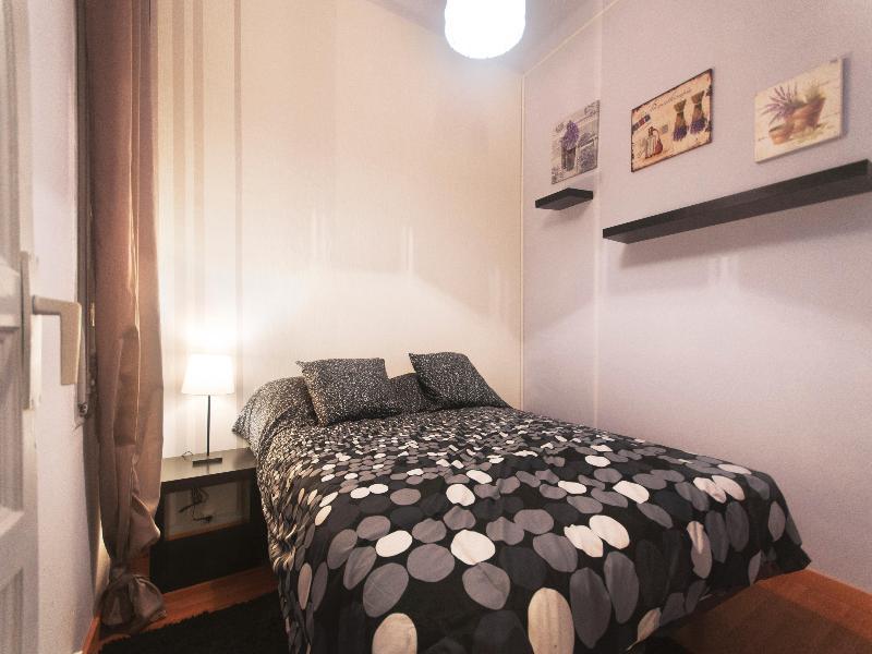 Barcelona 10 - Apartments מראה חיצוני תמונה