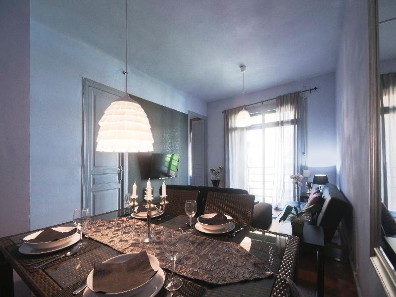Barcelona 10 - Apartments מראה חיצוני תמונה