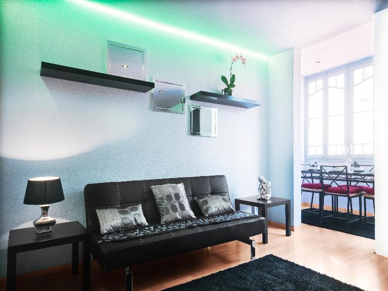 Barcelona 10 - Apartments מראה חיצוני תמונה